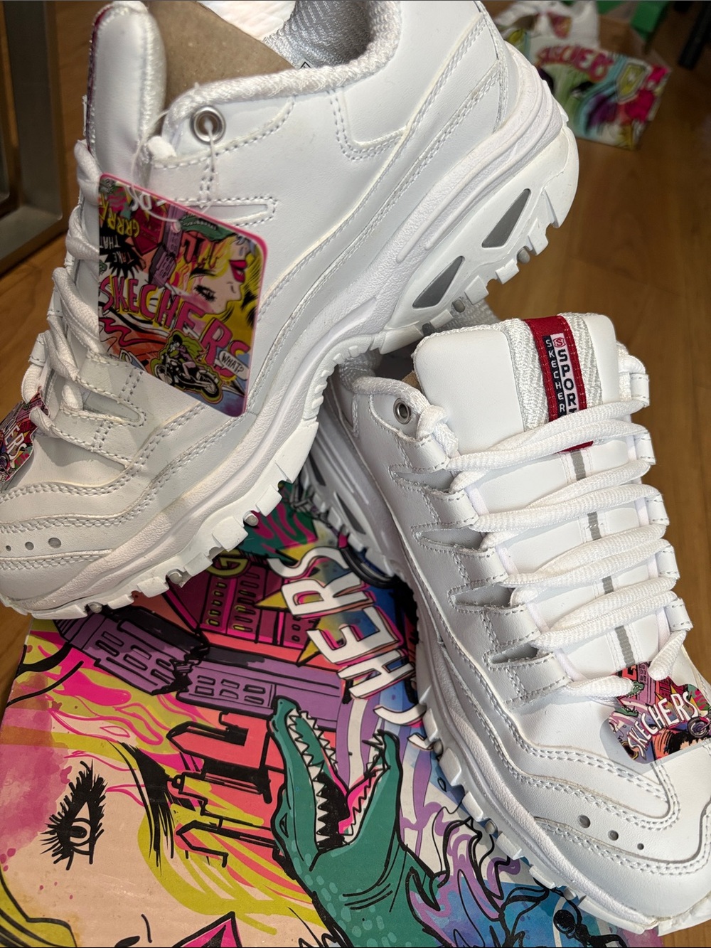 Skechers (W) - Picture 4 of 4